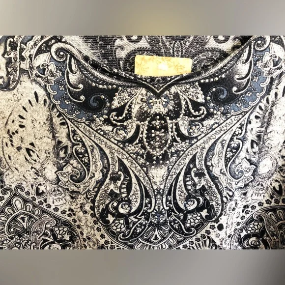 ENERGE World Wear Embellished Top XL - Picture 3 of 11